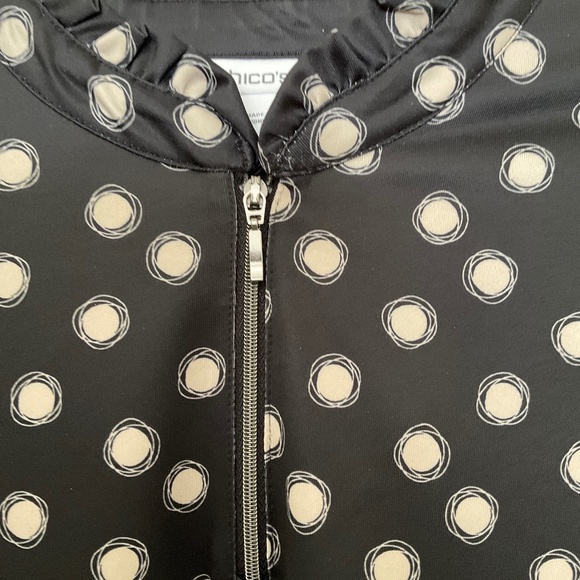 Chicos half zip long sleeve pullover top. Size 2 (Chico sizing) Black & cream. - Picture 5 of 9
